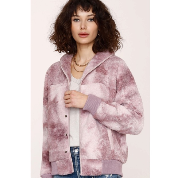 Heartloom Nyx Jacket Size Small Medium Lilac Sherpa Wool Blend NWT - Picture 3 of 6